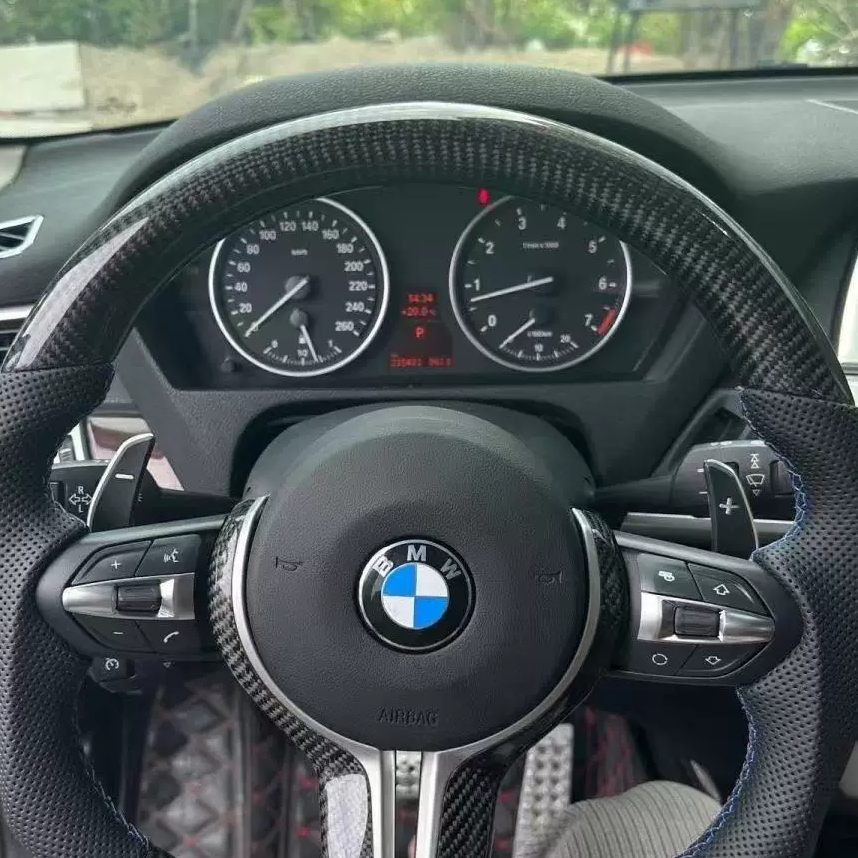 True Carbon Fiber F10 F11 F18 F01 F02 F03 F91 F92 F93 BMW Steering Wheel