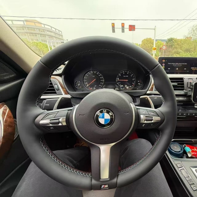 Non destructive installation of BMW steering wheel, plug and play,