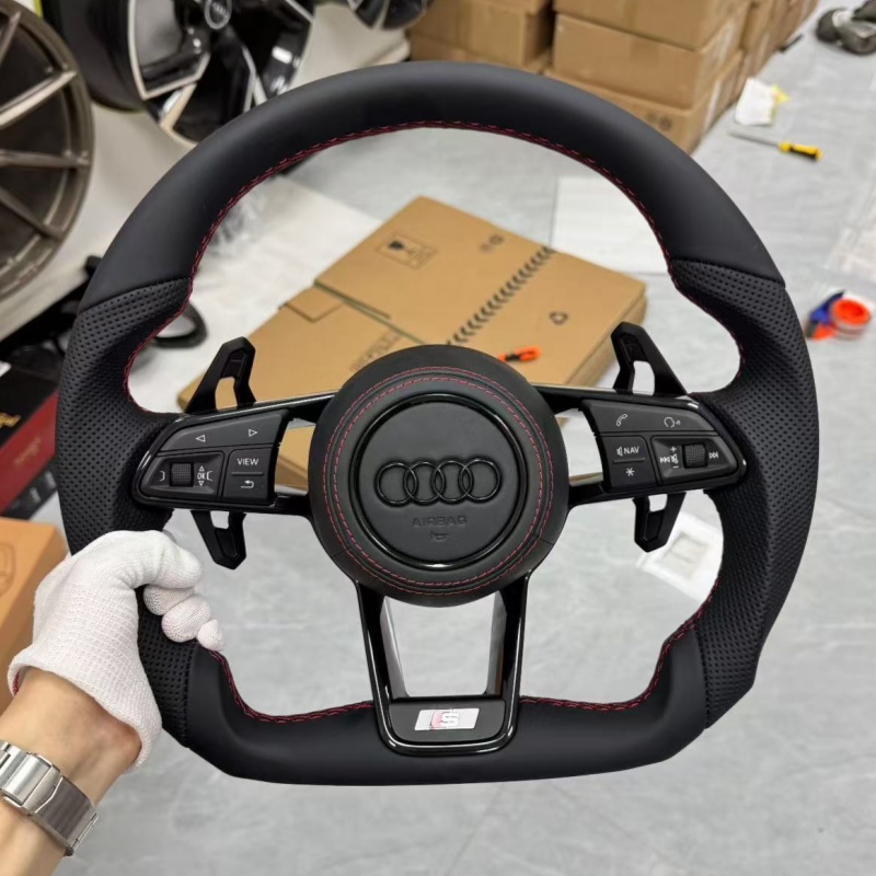 Leather steering wheel suitable for car modification