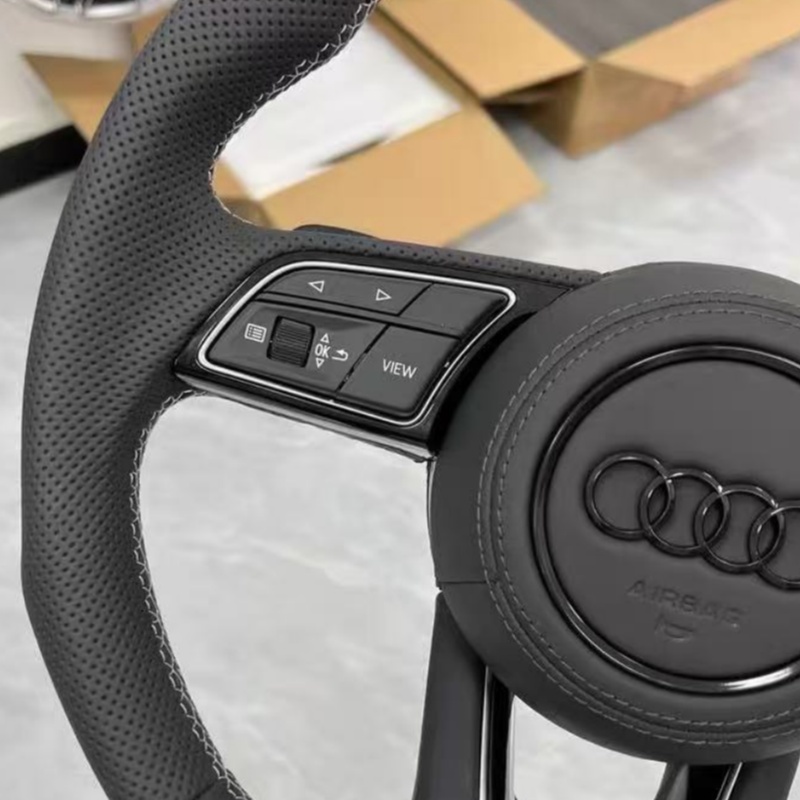 Customized Audi steering wheel, suitable for direct adaptation of aftermarket steering wheel for Audi vehicle modification.