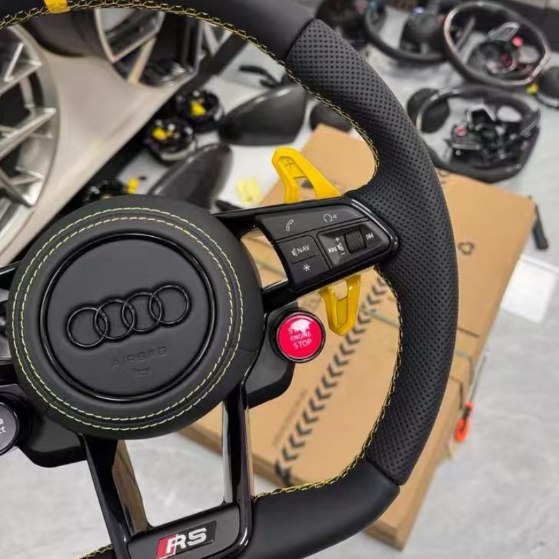 Rear installation base structure of steering wheel
