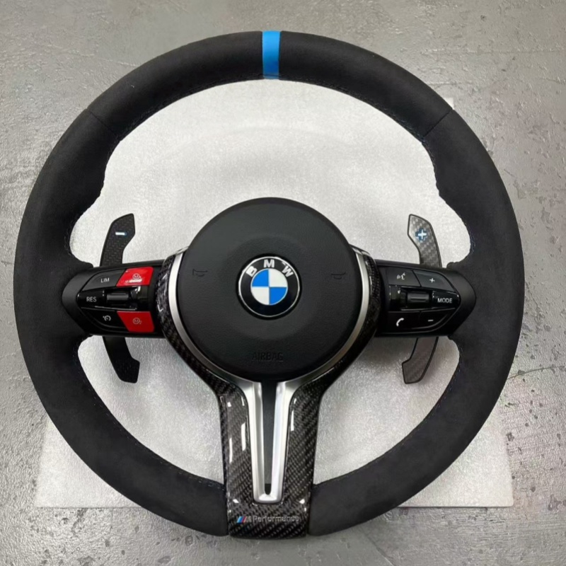 Integrated steering wheel for BMW F93 5 Series, 6 Series, and 8 Series