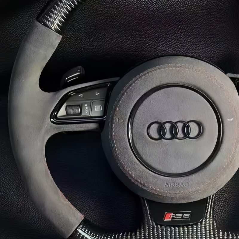 Customized Audi steering wheel, suitable for direct adaptation of aftermarket steering wheel for Audi vehicle modification.