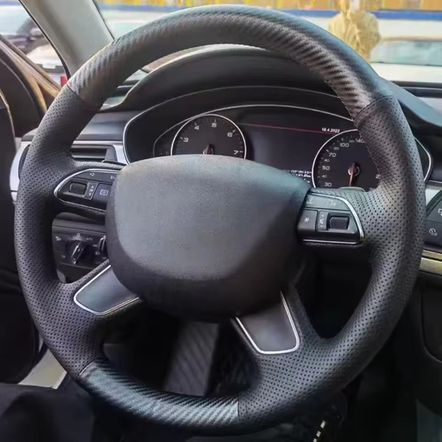 Car Steering Wheel Cover Carbon Fiber Genuine Leather For Audi A3 8V Sportback A4 B8 Avant A6 C7 A8 D4 Q3 8U Q5 8R Q7 4L