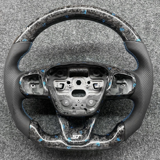 D-type Forged Carbon Fiber Leather Steering Wheel Ford Focus with Button Frame