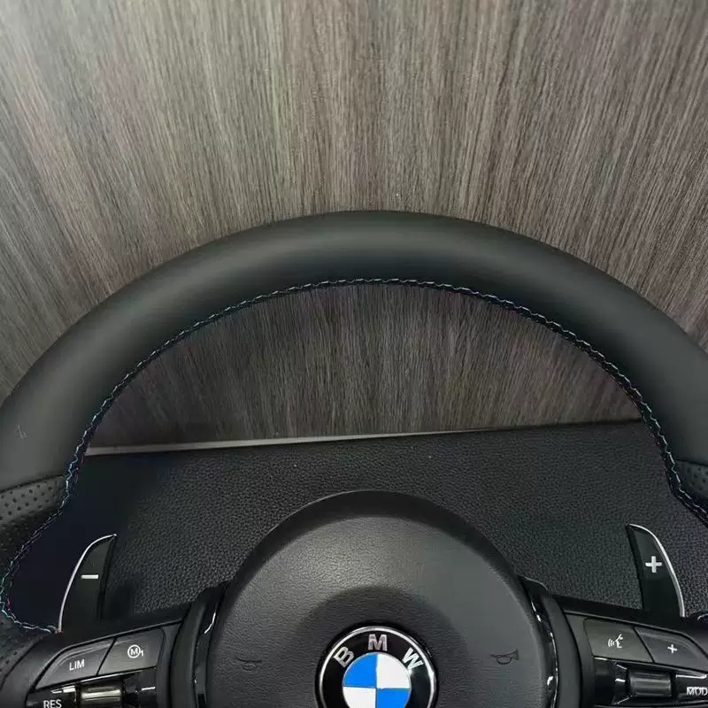Genuine leather steering wheel suitable for BMW F30, E90, F20, F10 M3 3 Series X1 X2 X X4 X5 X6 X7
