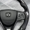 Customized Bright Carbon Fiber Steering Wheel for Crown with Leather Airbag Cover
