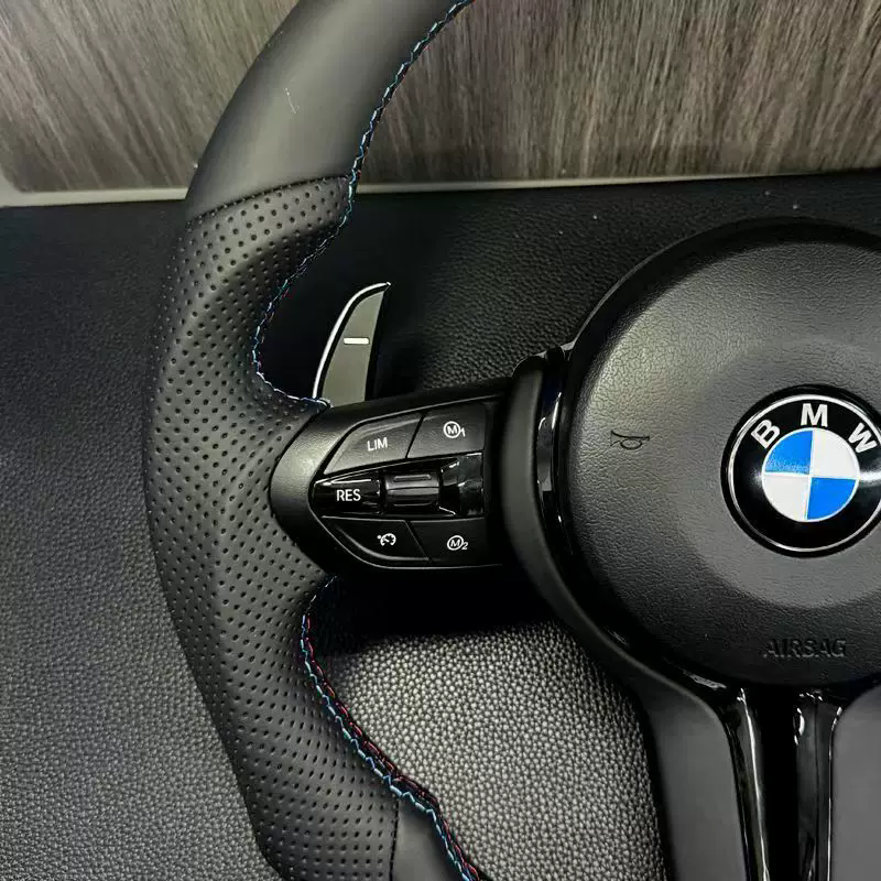 Genuine leather steering wheel suitable for BMW F30, E90, F20, F10 M3 3 Series X1 X2 X X4 X5 X6 X7